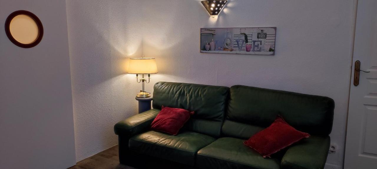Au Quatre, 2Em Etage Centre Historique Villa Pézenas Kültér fotó